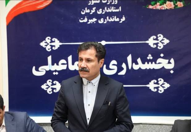 حضور معاون رئیس‌جمهور در قلب کشاورزی جیرفت