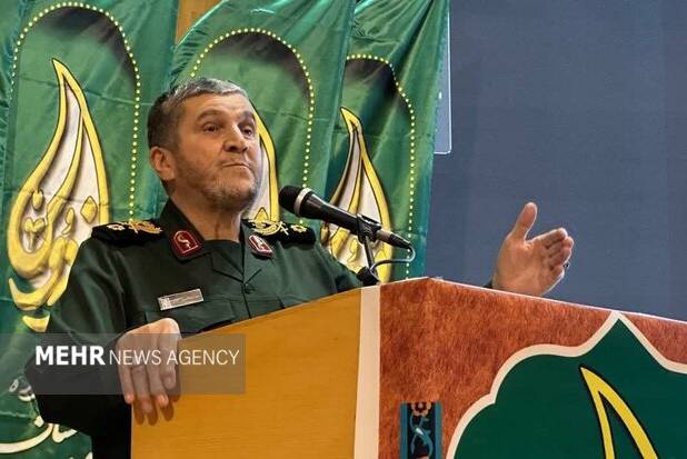 دبیر قرارگاه مرکزی بسیج سازندگی بر خدمت بی‌منت و شفافیت مالی تاکید کرد