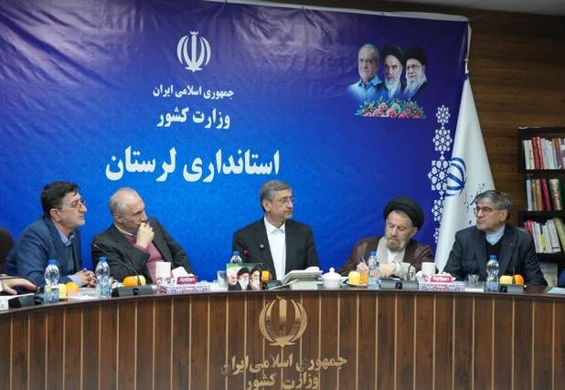 جاده تخریبی پلدختر پس از سیل ۹۸ به قتلگاه تبدیل شده است 