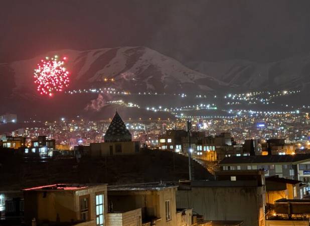 آسمان سنندج نورباران شد