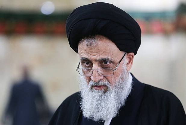 امام جمعه موقت یزد: استکبار با تحریم و تهدید در پی ایجاد هراس و تضعیف ایمان مردم ایران است