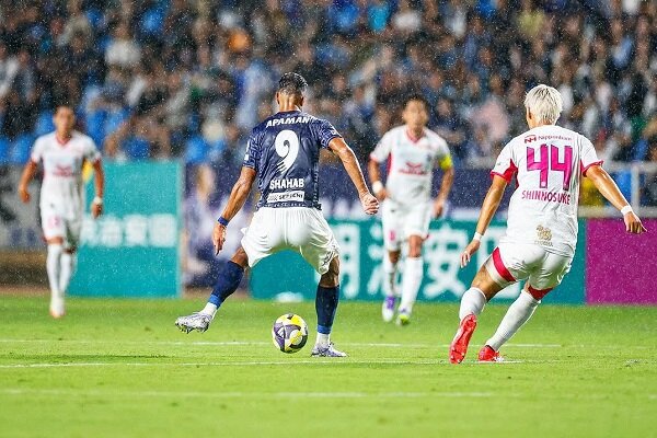 پیروزی آویسپا در حضور کوتاه مدت شهاب زاهدی