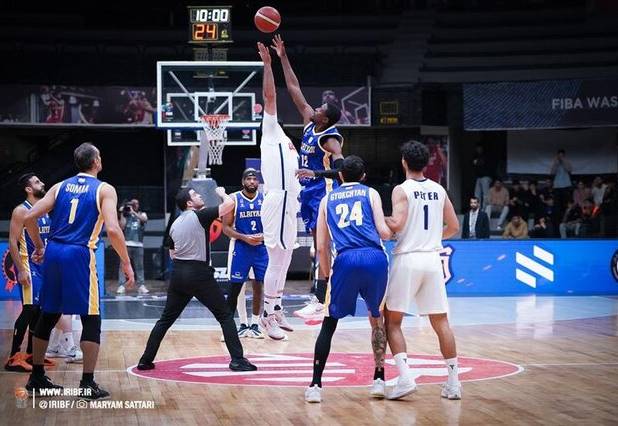 پیروزی شهرداری گرگان در لیگ برتر بسکتبال/ رقابت سایه به سایه در صدر