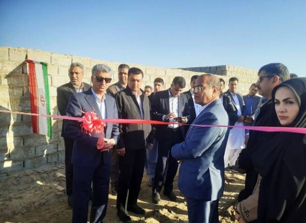 افتتاح ۲۰ واحد گلخانه خانگی در بخش مرکزی زابل