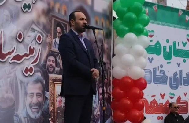 شیرین‌زاد: بصیرت مردم ضامن استمرار مسیر انقلاب است