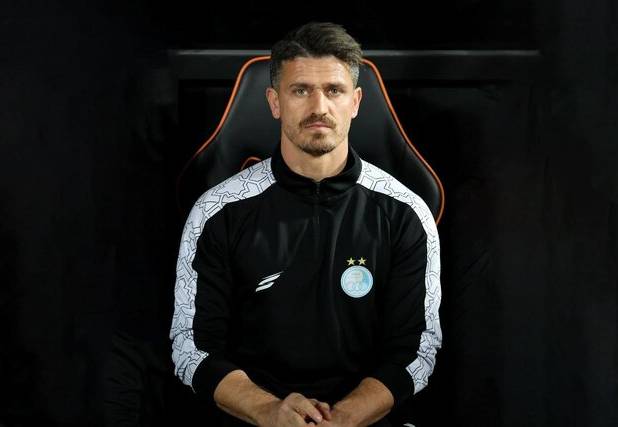 حذف نام و تصویر وریا غفوری قابل قبول نیست