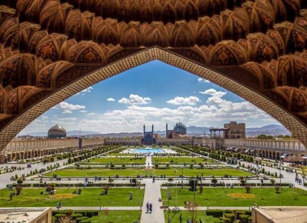 آغاز مرمت طبقه دوم میدان نقش جهان با تایید شورای فنی صندوق احیا