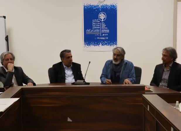 خوشنویسان کرمانی در جشنواره سرزمین من، آب را به زبان قلم روایت کردند