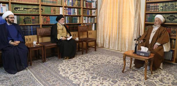 تأکید آیت‌الله مکارم بر تعامل دستگاه قضایی با نهادهای اقتصادی