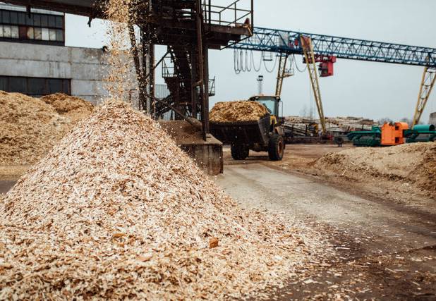 پسماندهای فضای سبز قم به چیپس چوب و کود گیاهی تبدیل می‌شود