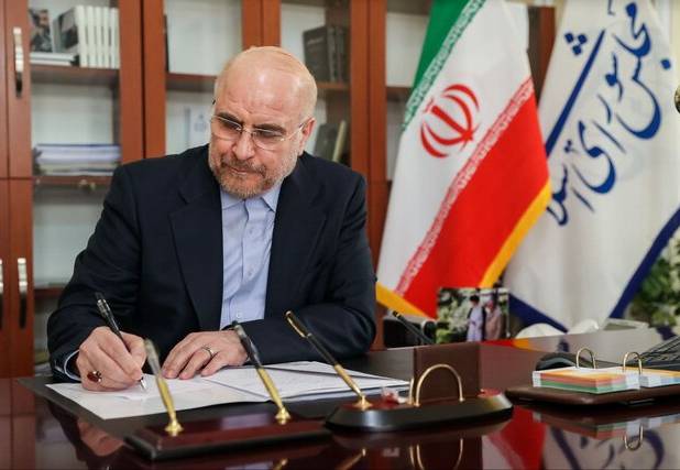 قالیباف: نتایج تیم‌های کشتی ملی آزاد و فرنگی جایگاه پرافتخار کشتی ایران را به نمایش گذاشت