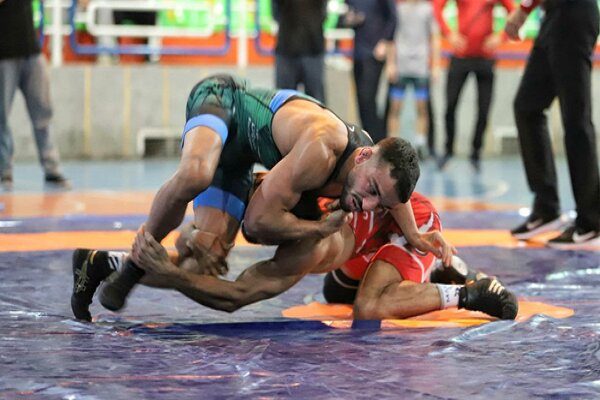 چک ۱۲ میلیارد تومان مالک باشگاه خیبر برگشت خورد!