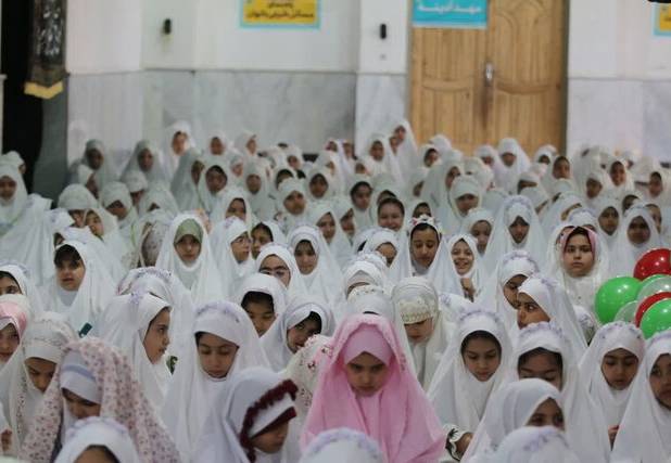 برگزاری جشن تکلیف ۱۵۰۰ دانش‌آموز ورامینی + فیلم