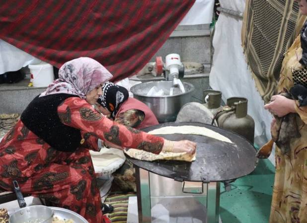 افتتاح نمایشگاه اقتصاد مقاومتی بسیج سازندگی سپاه شهرستان قروه