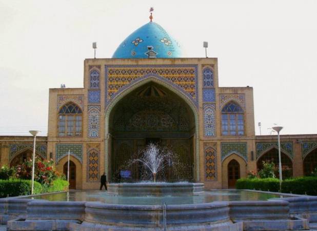 برگزاری برنامه های فرهنگی و مذهبی در امامزادگان شاخص استان زنجان 