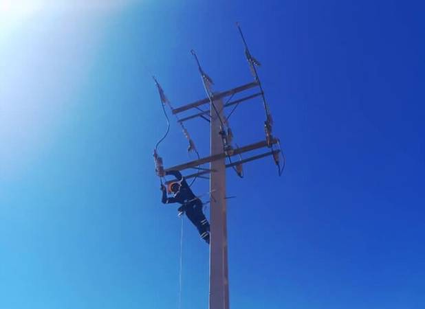 اصلاح ۷ فیدر بحرانی شهرستان‌های استان فارس