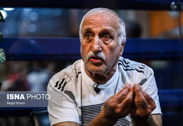 برزگر: حسن یزدانی پر افتخار است اما باید کشتی را کنار بگذارد