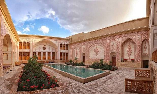ظهور زندگی آپارتمانی و حذف حوض‌ها از خانه‌ها