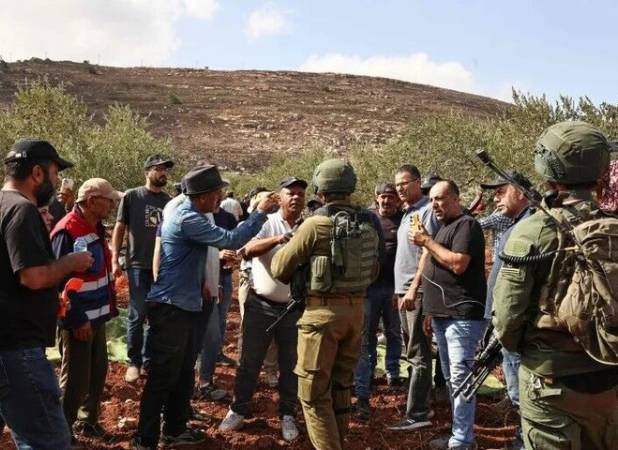 افزایش خشونت شهرک‌نشینان در کرانه باختری؛ ۴۲ خانواده آواره شدند