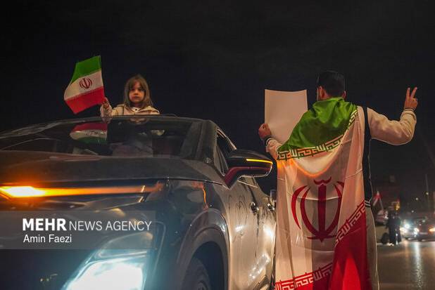 پنجمین شب نوروز در شاهرود؛ تجدید بیعت مردم دیار ۱۷۰۰ شهید با رهبری
