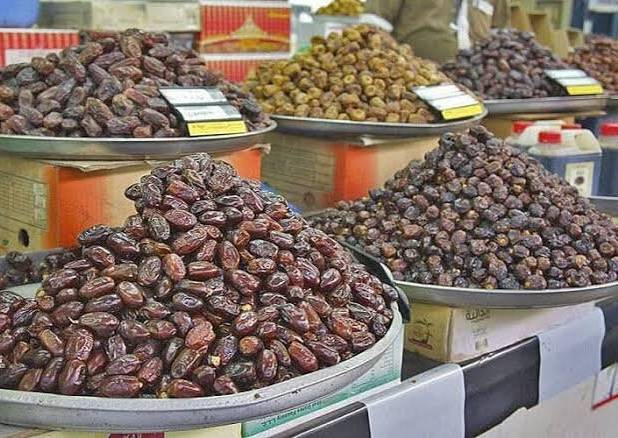 عرضه ۱۰ تن خرما با ۱۵ درصد تخفیف در بازار لرستان