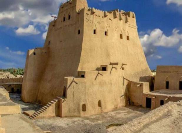 قلعه سب؛ بزرگ ترین قلعه خشتی ایران در سیستان و بلوچستان