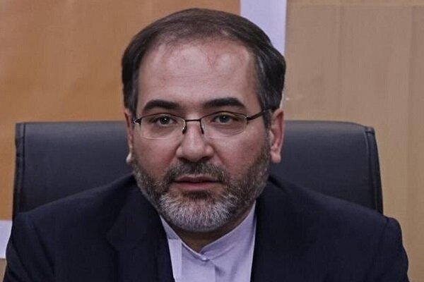 اکبری: همه جریان‌ها باید در انتخاب رهبر جدید وحدت داشته باشند