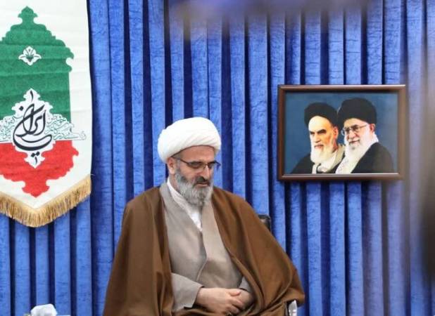 گفتگوی بی‌واسطه نماینده ولی‌فقیه در استان سمنان با کارگران