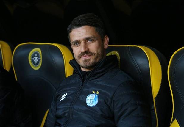 غفوری: تیم بزرگ استقلال باید برای قهرمانی بجنگد