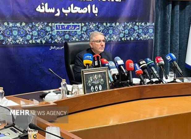 تخصیص بودجه مخصوص برای حقوق بازنشستگان؛ امسال کسری بودجه نداریم