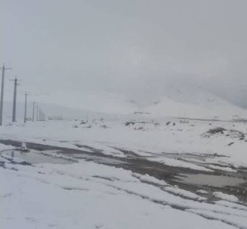 عملیات اجرایی زیرساخت‌های پروژه گلخانه‌ای چشمه سلطان ازنا