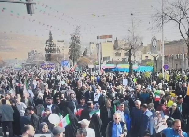 راهپیمایی ۲۲ بهمن در فارس آغاز شد