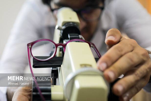 ارائه بیش از ۵ هزار خدمت چشم‌پزشکی رایگان در قشم طی ۷۵ روز 