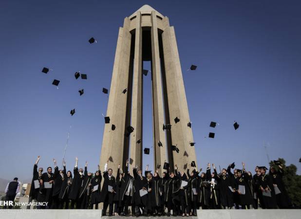 گردشگری به پیشران توسعه همدان تبدیل شده است