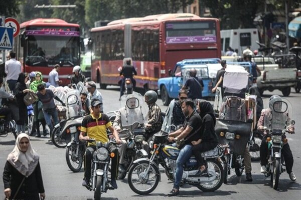 جریمه بیش از یک میلیون و ۷۰۰ هزار موتورسوار به‌خاطر نداشتن کلاه ایمنی
