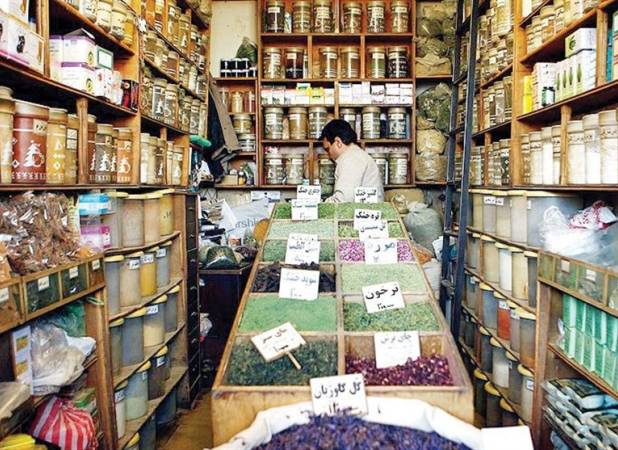 برخورد با عطاری‌های متخلف/ کشف بیش از ۵۳ کیلو انواع موادمخدر