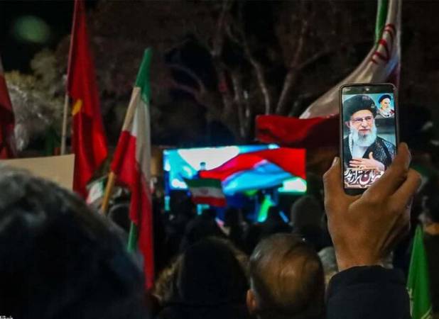 نوای «یا علی مولا» رشتوندان در ششمین شب شهادت رهبر شهید