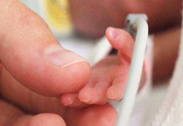 مهم‌ترین عوامل موثر در بروز زایمان زودرس چیست؟