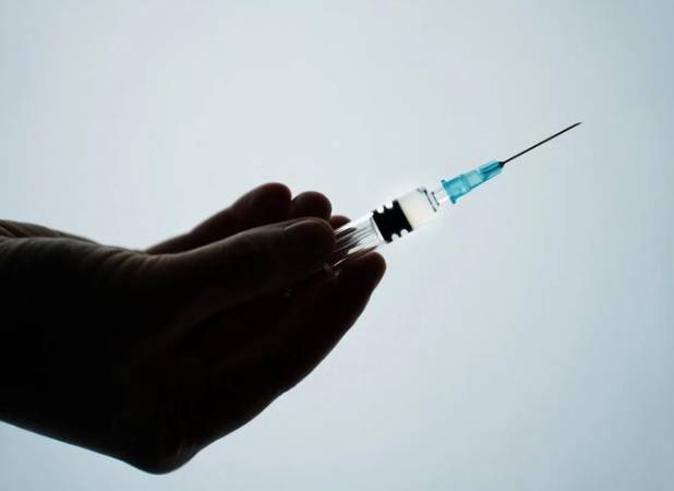 هشدار نسبت به تهدید جان بیمار در اثر تزریقات خانگی 