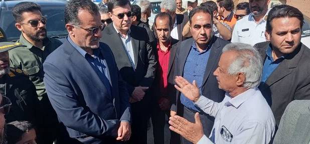 پیگیری مشکلات راه و مسئولیت اجتماعی معادن زرند