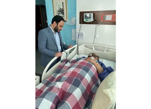رستم؛ از مزار همسر تا بستری شدن در بیمارستان