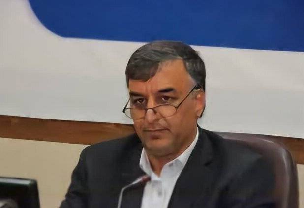 افتتاح و کلنگ زنی ۷۷ پروژه دهه فجر در آرادان 