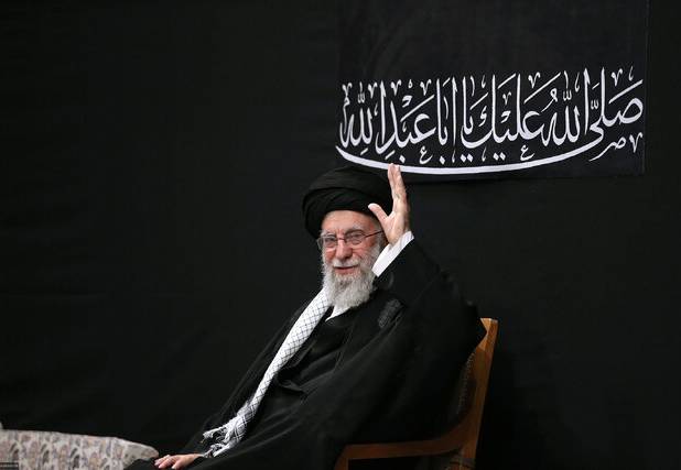 یک پژوهشگر دفاع مقدس: رهبر شهیدمان خود را فدای کشور کرد