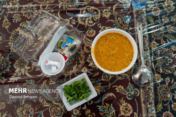 پویش اطعام رمضان در سمنان کلید خورد؛ سفره‌های ساده منتظر یاری خیران