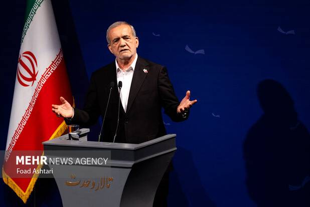 پزشکیان: نمی‌شود مسئولان و سیاستگذاران از کتاب آگاهی نداشته باشند