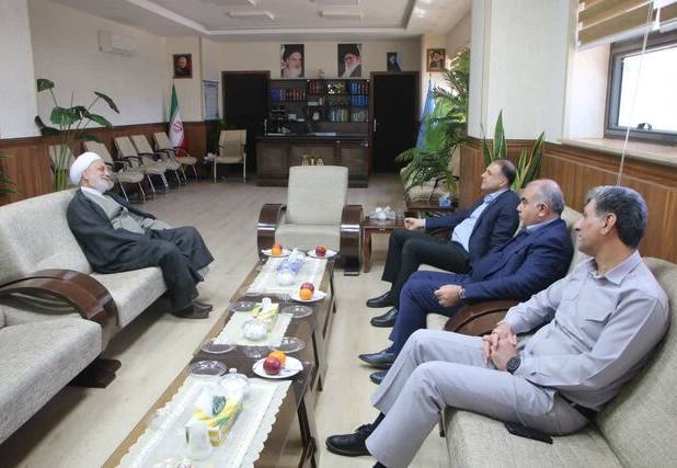 از برخورد با فساد، ابائی نداریم/ حمایت از صنایع؛ گامی مؤثر در کاهش آسیب‌های اجتماعی