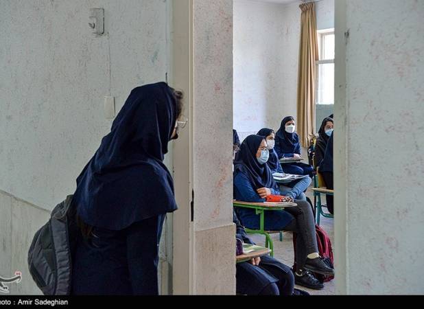 برخی مدارس از دانش‌آموزان با نمرات ضعیف ثبت‌نام نمی‌کنند!