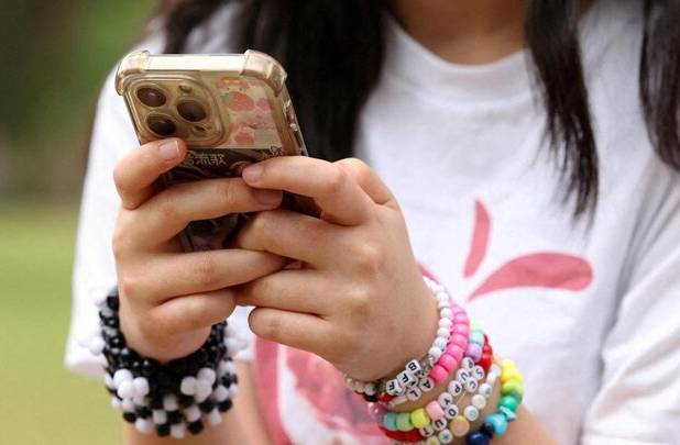 جنگ جهانی کشورها برای اخراج کودکان از شبکه‌های اجتماعی؛ اقدام ۱۱ کشور