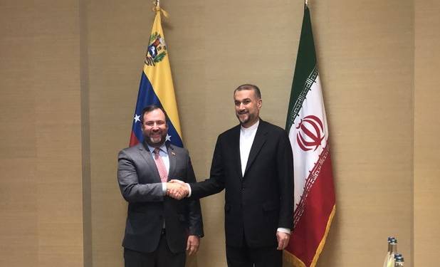 وزیر خارجه ونزوئلا: مصمم به تقویت روابط با ایران در همه زمینه‌ها هستیم