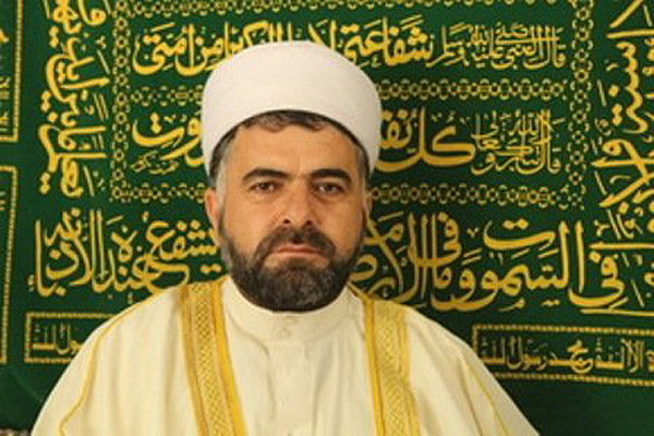 ماموستا بهمنی: بصیرت رهبر شهید انقلاب را از طوفان‌ها عبور داد
